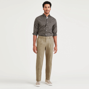 Signature Iron Free Khakis, Pleated, Classic Fit with Stain Defender®